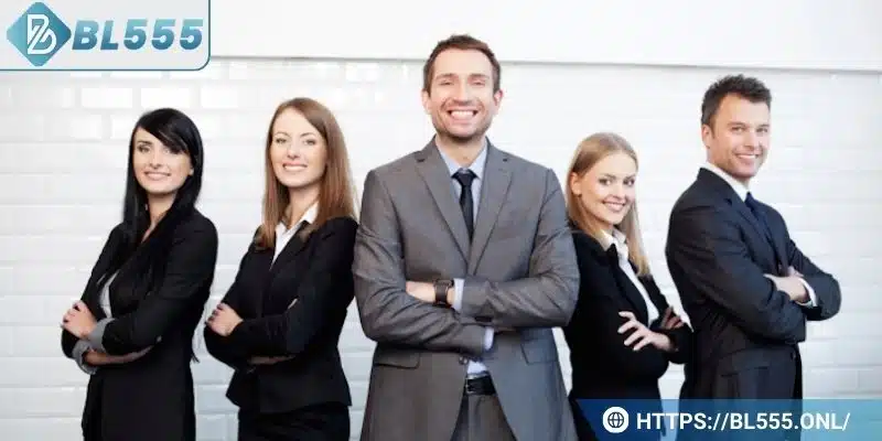 Đội ngũ nhân sự dày dặn kinh nghiệm